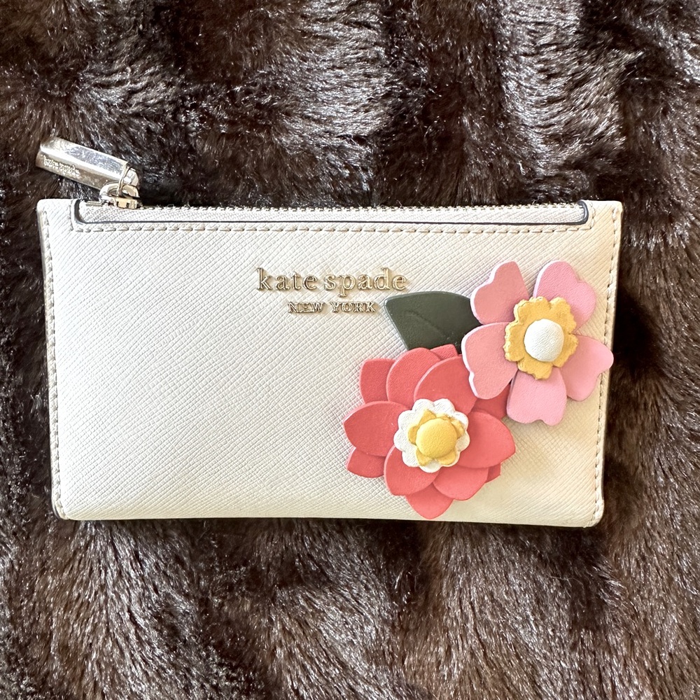 Kate Spade Slim Bi-fold Wallet With Flower Appliqué